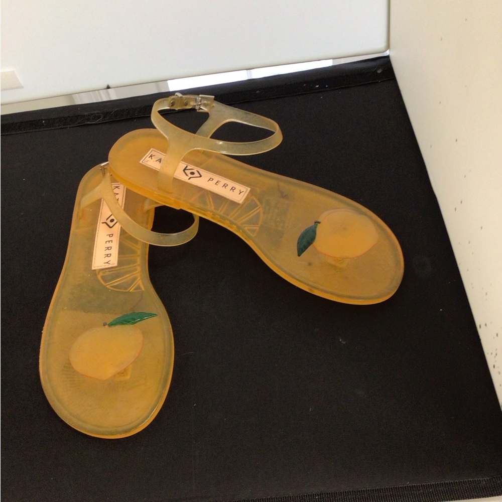 Katy Perry Collections Orange Fruit Sandals - Picture 7 of 12